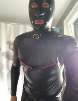 Rubberslave aus Deutschland (PLZ: 85435)