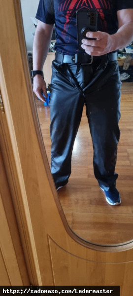 Ledermaster (PLZ: 33100)