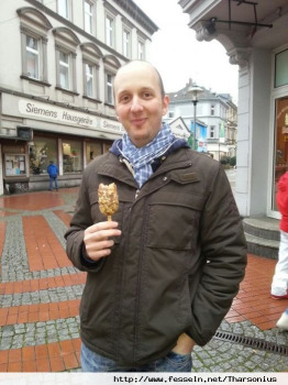 Tharsonius aus Deutschland (PLZ: 45896)