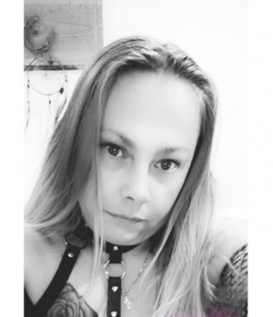 BlackRose44 aus Deutschland (PLZ: 85405)