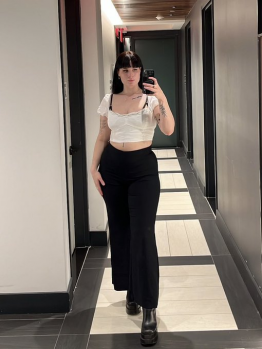 Herrin_marie aus Belgien (PLZ: -10)