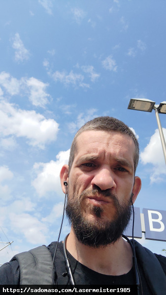 Lasermeister1985 (PLZ: 52477)