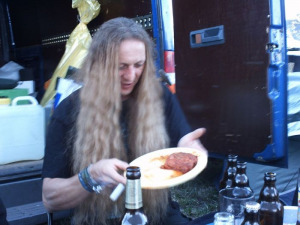 bathory aus Deutschland (PLZ: 22547)