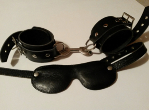 JuliaSub aus Deutschland (PLZ: 8167)