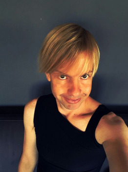 Subangel aus Deutschland (PLZ: 8615)