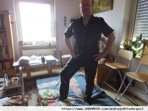 andreas40ledergeil (PLZ: 36251)