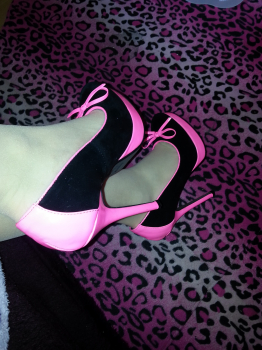 Anxenia_20 aus Deutschland (PLZ: 86)