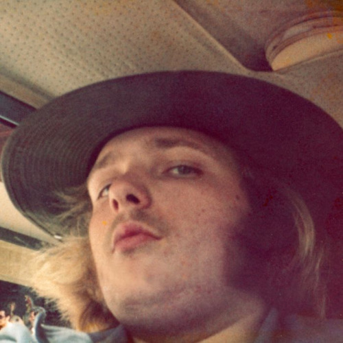 Andy2022 (PLZ: 12053)