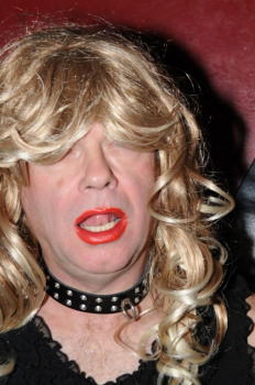 VickyDWT aus Deutschland (PLZ: 46045)