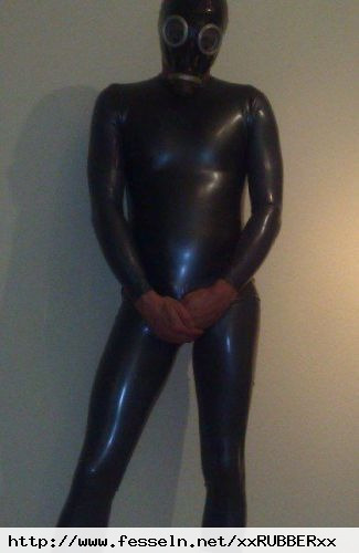 xxRUBBERxx (PLZ: 10115)