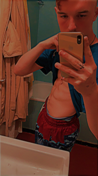 Miky aus Schweiz (PLZ: 6044)