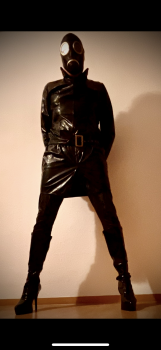 fetisubmodel aus Deutschland (PLZ: 014)