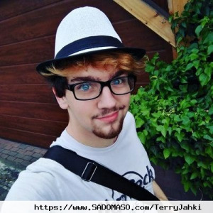 TerryJahki aus Deutschland (PLZ: 64521)