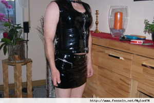 NylonFN aus Deutschland (PLZ: 88045)