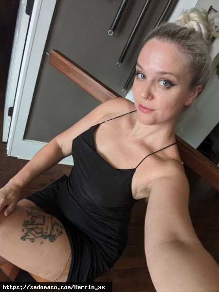 Herrin_xx (PLZ: 60306)