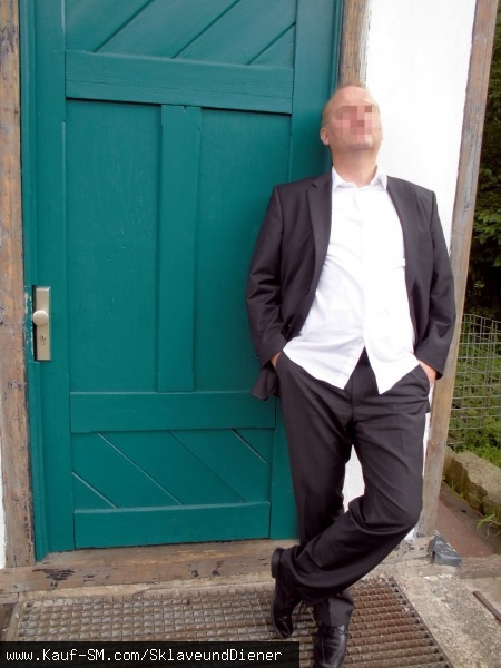 SklaveundDiener (PLZ: 42279)