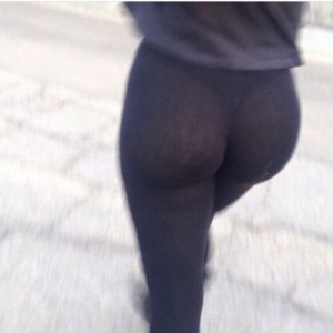 pxssy aus Deutschland (PLZ: 50667)