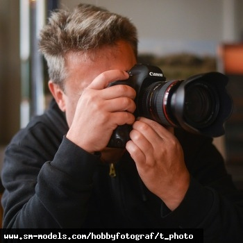 t_photo (PLZ: 45359)