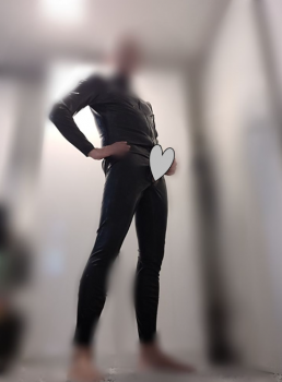 Latexo247 aus Deutschland (PLZ: 20099)