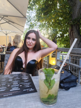 gottin_saphira aus Deutschland (PLZ: 58507)