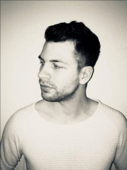 Jay4 aus Deutschland (PLZ: 28213)