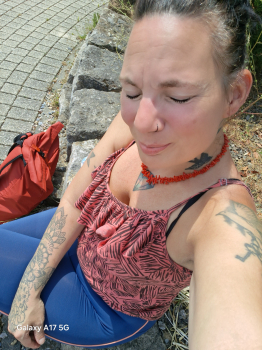 Sandyluder_44 aus Deutschland (PLZ: 71297)