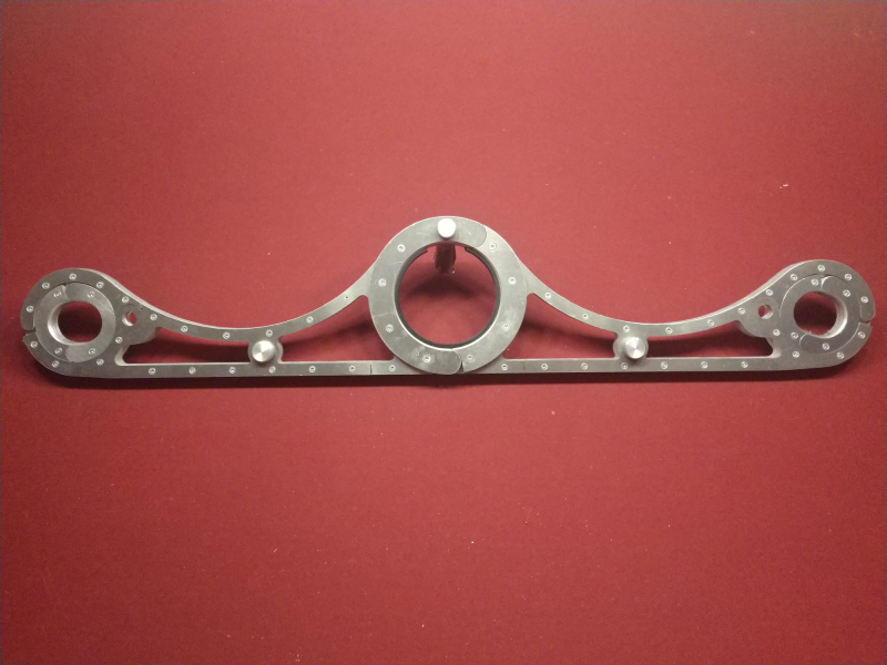 Ich biete - Original Rigid-Cuff Pranger